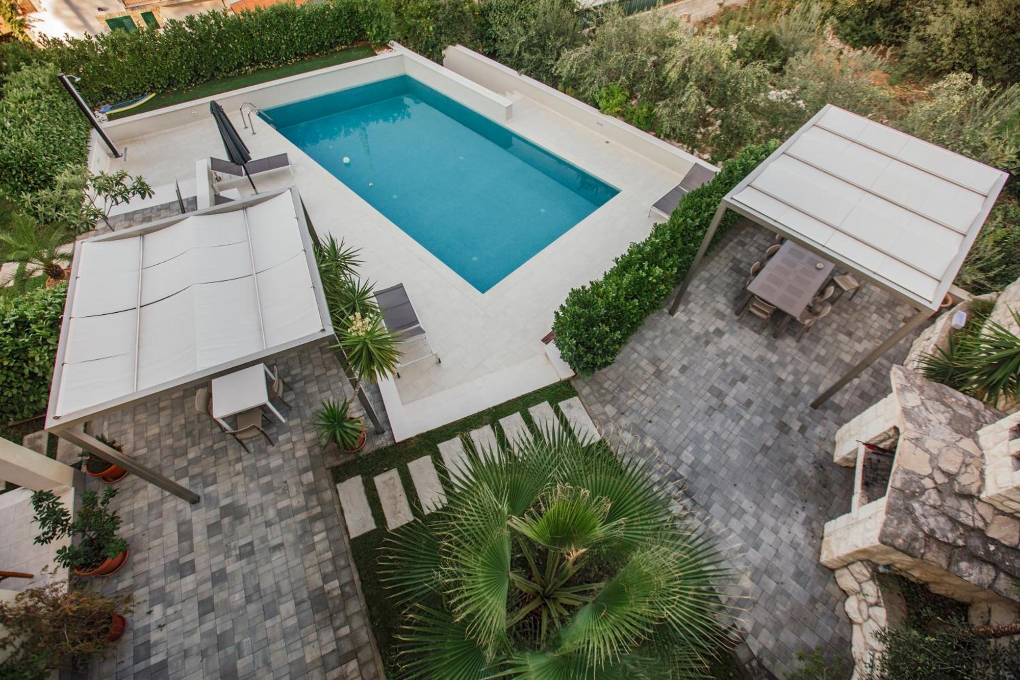 Apartments Bago Трогир Екстериор снимка